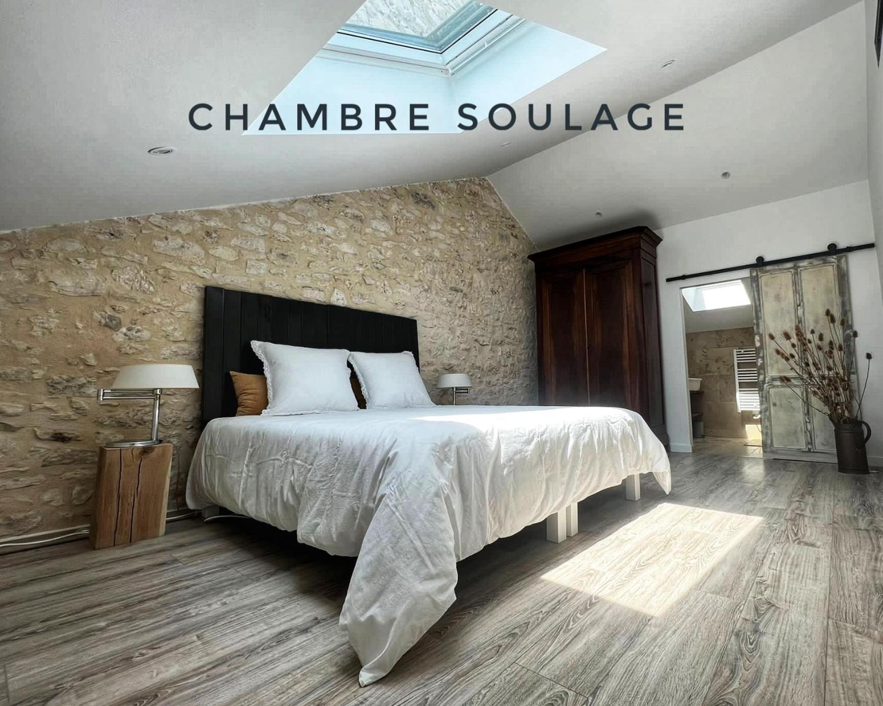 Au Pre De Karine Bed & Breakfast Cuneges Екстериор снимка